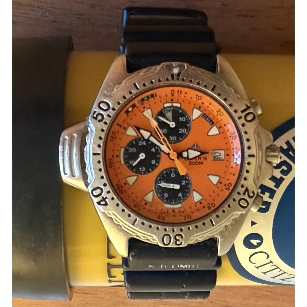 RARE Citizen Aqualand 3745-E70031 Promaster Diver 200m Watch Orange Dial W Case